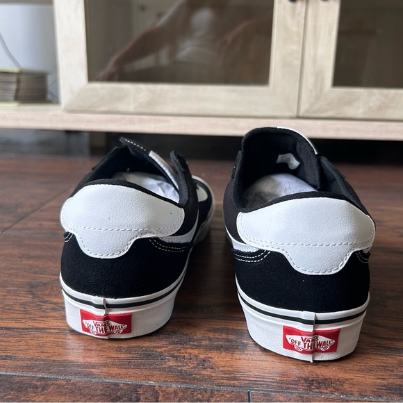 Vans Black Old Skool Sneakers Classic Style - Picture 11 of 12